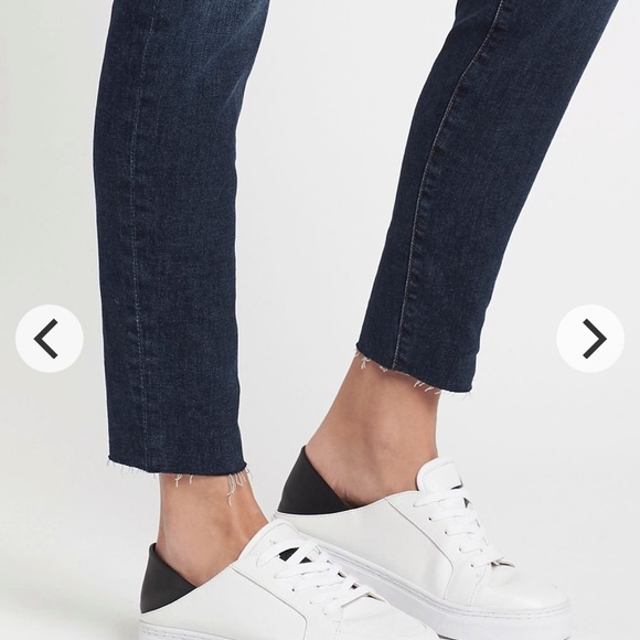 Frame Le Skinny de Jeanne Dark Denim Jeans with Raw Hem - Picture 3 of 8